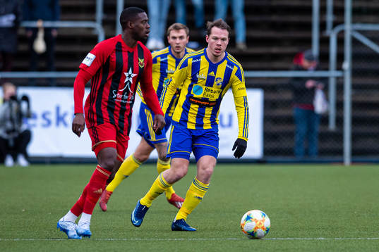 Östersunds Isak Ssewankambo och Eskilsminnes Jesper Larsson