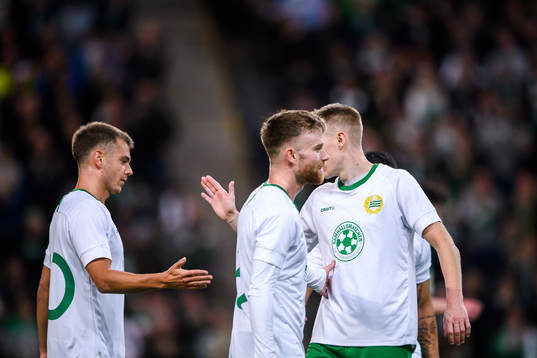 Hammarbys Alexander Kacaniklic jublar med Dennis Widgren