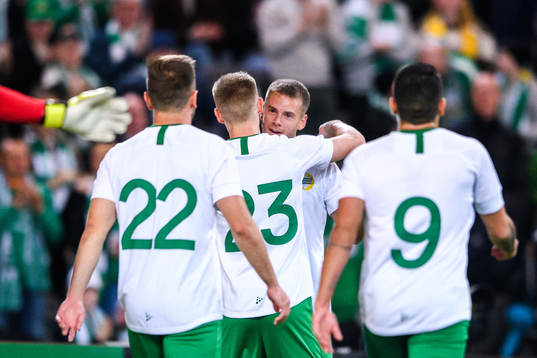 Hammarbys Aron Johannsson och Alexander Kacaniklic jublar