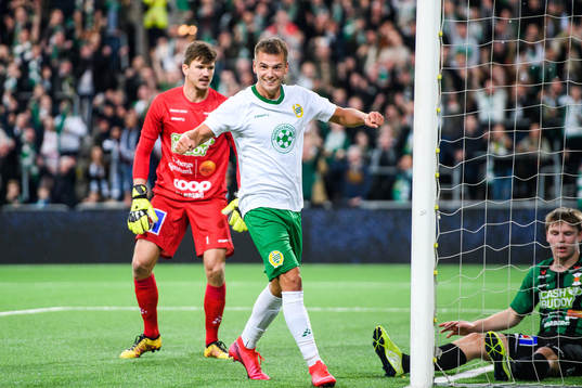 Hammarbys Alexander Kacaniklic jublar