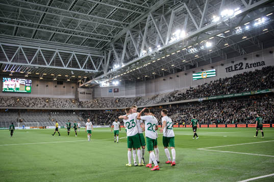 Hammarbys spelare jublar