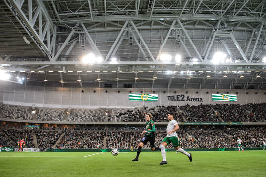 Varbergs Joakim Lindner och Hammarbys Paulinho
