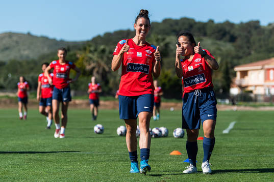Emma Rolston and Maria Sørenes of Avaldsnes
