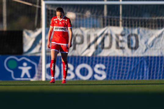 Vilde Hasund of Sandviken looks dejected