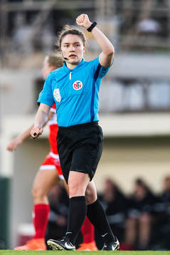 Referee Karoline Jensen