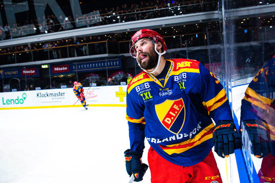 Djurgårdens Dick Axelsson deppar