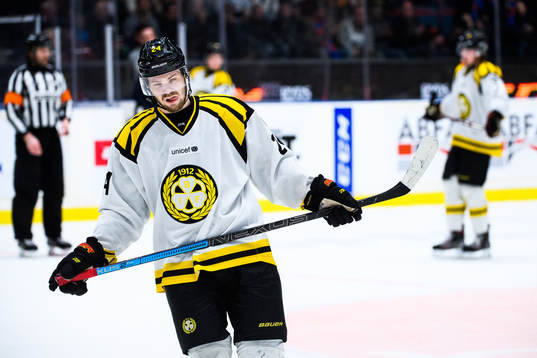Brynäs Emil Molin deppar