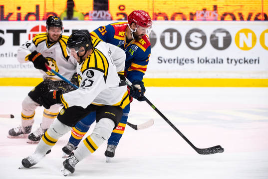 Brynäs John Persson och Djurgårdens Dick Axelsson