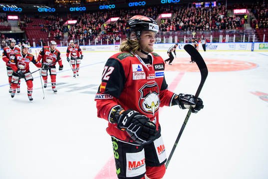 Malmö Redhawks Nicolai Meyer jublar