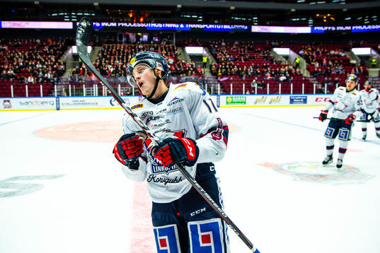 Linköpings Henrik Törnqvist jublar