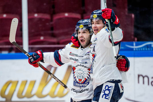 Linköpings Joe Whitney och Broc Little jublar