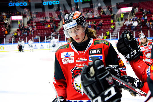 Malmö Redhawks Malte Setkov jublar