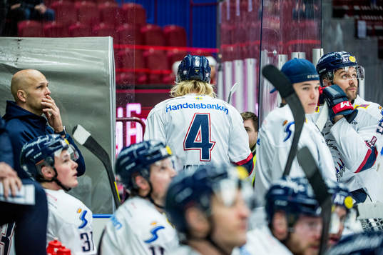 Linköpings Samuel Lofquist får matchstraff