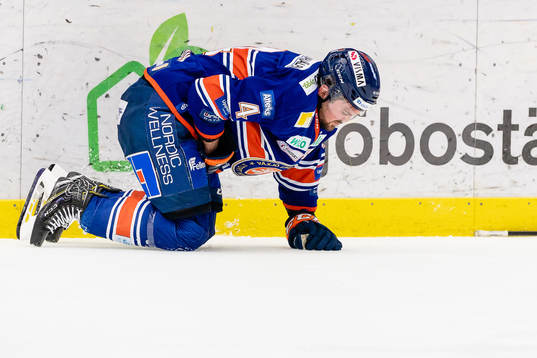 Växjös Tim Erixon har ont
