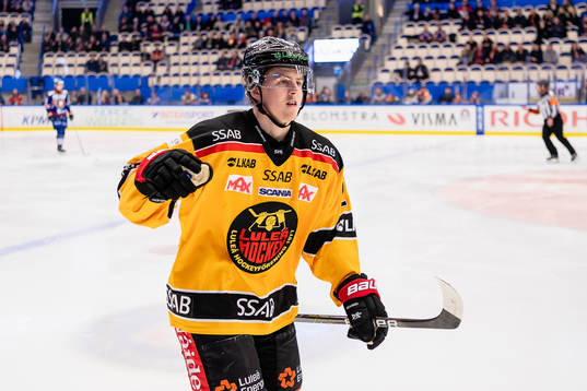 Luleås Jesper Sellgren jublar