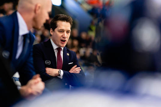 Växjös tränare Sam Hallam
