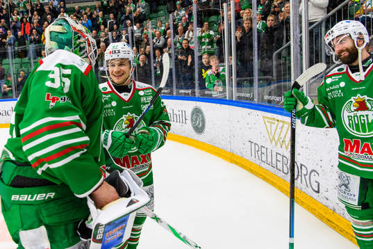 Rögles målvakt Roman Will, Leon Bristedt och Taylor