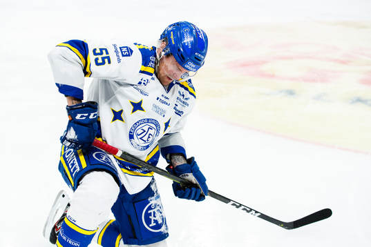 Leksands Jonas Ahnelöv har ont