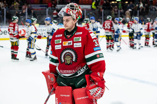 Frölundas målvakt Johan Mattsson deppar