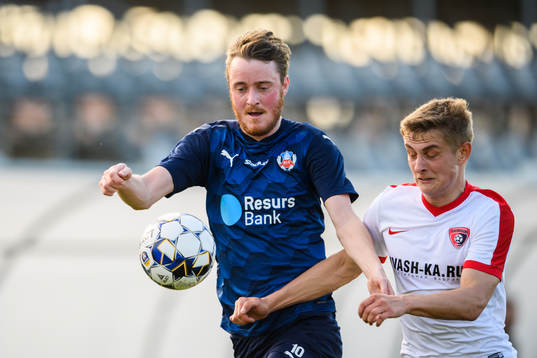 Helsingborgs Rasmus Jönsson och Tekstilshchiks Aleksandr