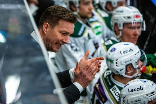 Färjestads huvudtränare Johan Pennerborn