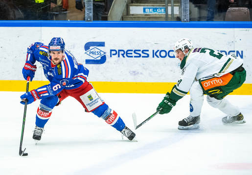 Oskarshamns Jesper Dahlroth ovh Färjestads Oskar Bäck