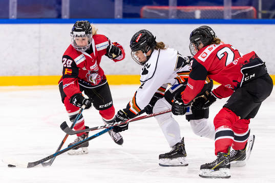 Malmö Redhawks Brooklyn Langlois och Amanda Andersson