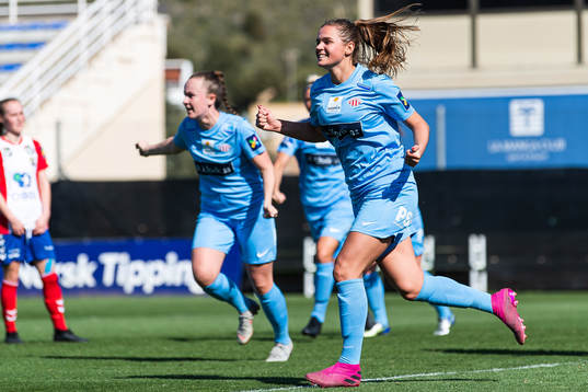 Andrea Norheim of Avaldsnes celebrates