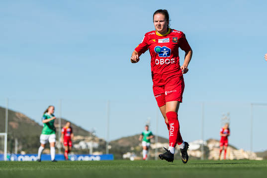 Bläddra bland fler bilder av Football, Women, Pre-Season Friendly, Røa - Klepp