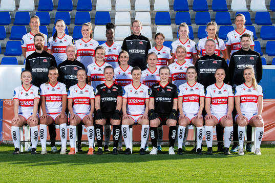 Sandviken pose for a team photo