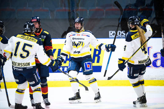 s Jenny Antonsson jublar