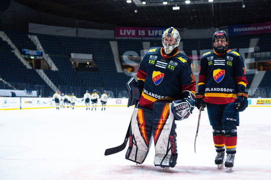 Djurgårdens målvakt Samatha Ridgewell och Allie Munroe