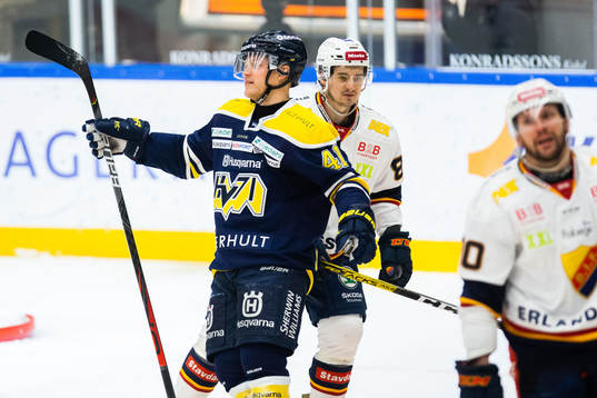 s Johan Johnsson jublar