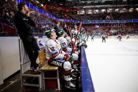 Frölundas Max Friberg deppar