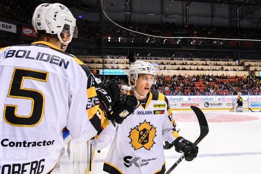 Skellefteås Robin Alvarez jublar