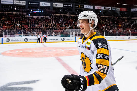 Skellefteås Robin Alvarez jublar