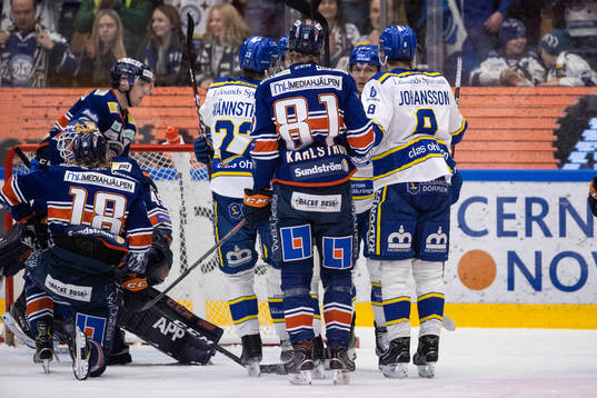 Leksands spelarna jublar