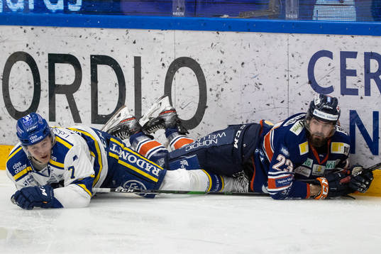Leksands Lucas Nordsäter och Växjös Roman Horak