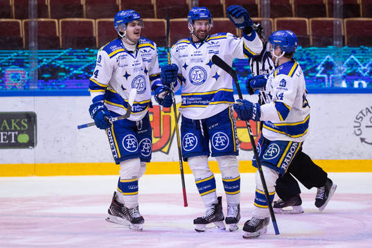 Leksands Oskar Lang jublar