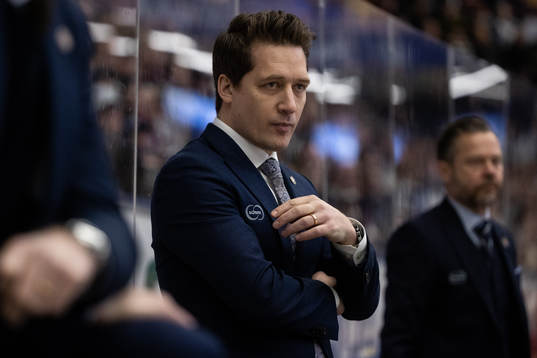 Växjös tränare Sam Hallam