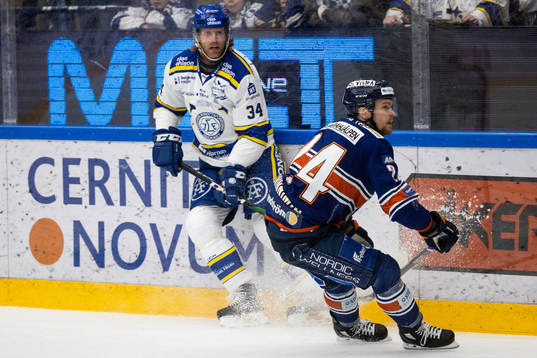 Leksands Philip Samuelsson och Växjös Brendan Shinnimin