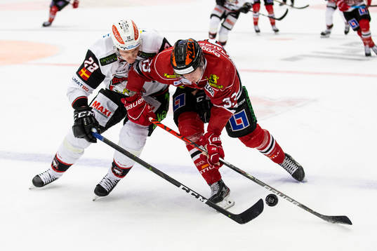Malmö Redhawks Lars Bryggman och Örebros Christopher