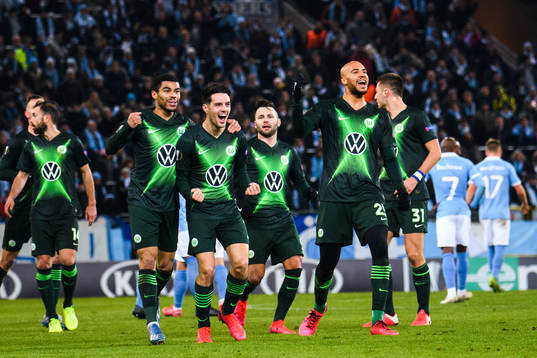 Players of Wolfsburg celebrate the 0-1 goal