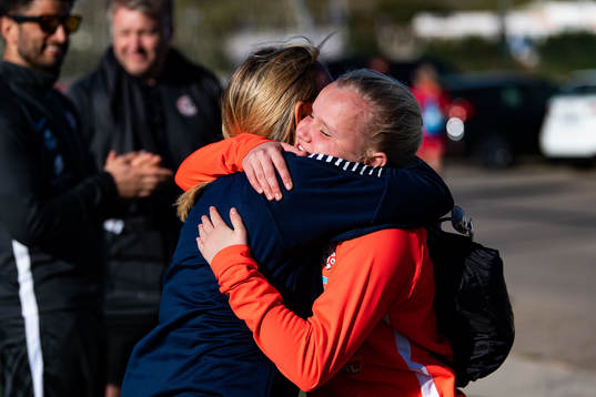 Hege Jørgensen, manager of Toppfotball Kvinner, hugs