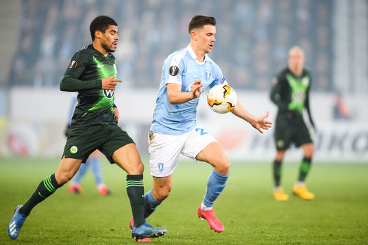 Paulo Otavio of Wolfsburg and Marcus Antonsson of Malmö FF