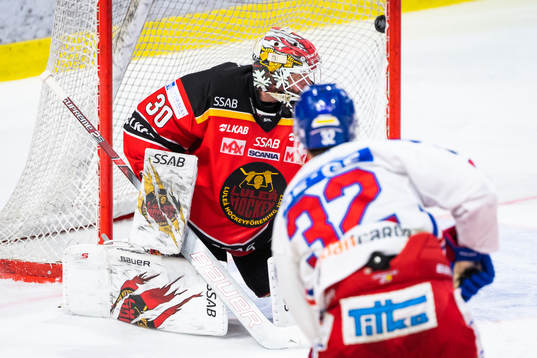 Oskarshamns Markus Modigs sätter 2-1 bakom Luleås