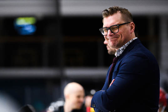 Modos tränare Björn Hellkvist