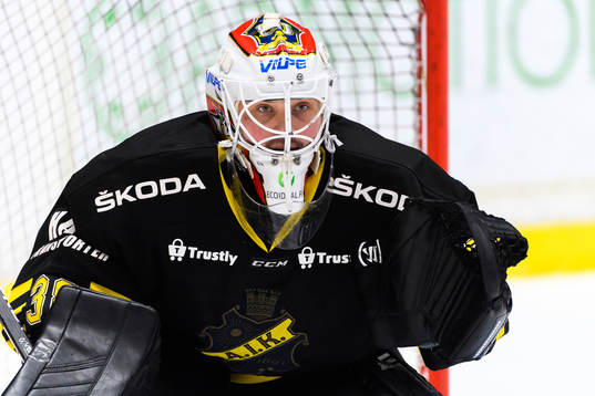 s målvakt Mika Järvinen