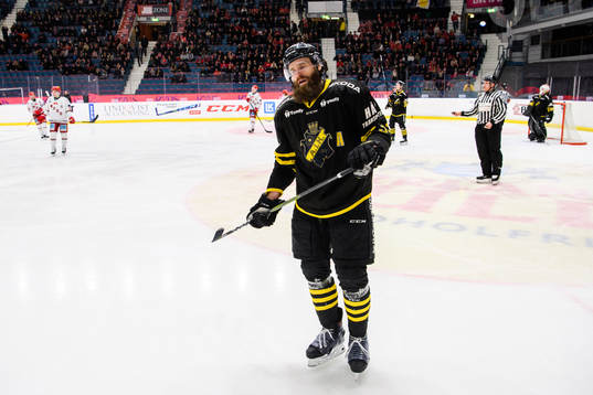 s Johan Larsson deppar