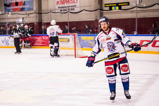 Halmstads Jonas Fredriksson deppar